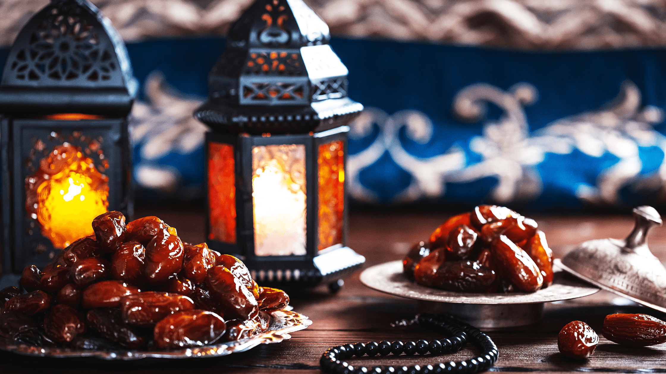 table with kurma and raya theme